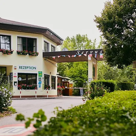 Donaupark Tulln مكان تخييم تولين